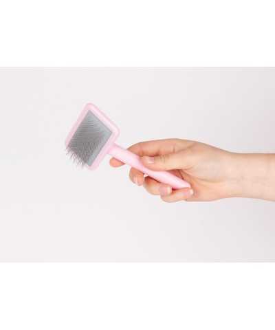 Smooth Touch Slicker Brush Show Tech